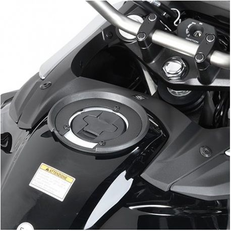 Base Fijacion Para Maletero de Tanque p-DL 650 V-Strom 11-17  Givi